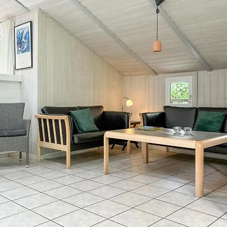 Amazing Home In Oksbol With Sauna *
